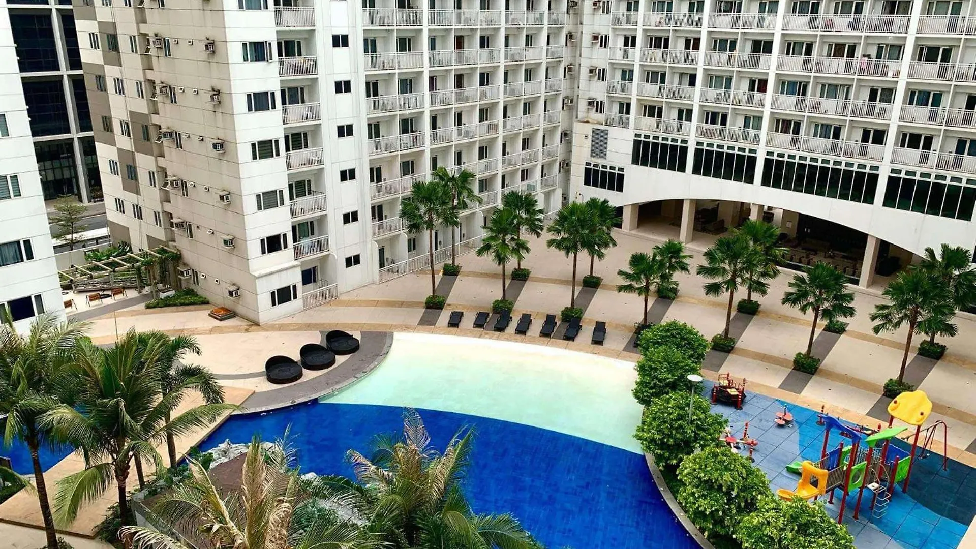 Wowstaycation Manila Aparthotel